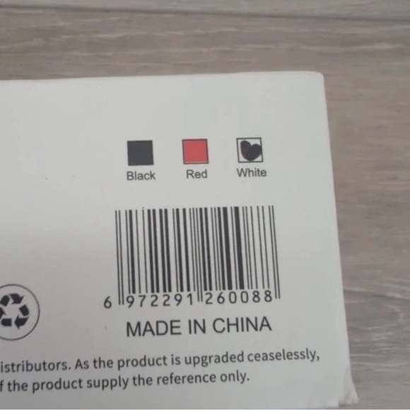 Intense Pulsed Light Wrinkle Reducing Instrument RED BLUE AND GREEN LIGHT - Picture 3 of 4